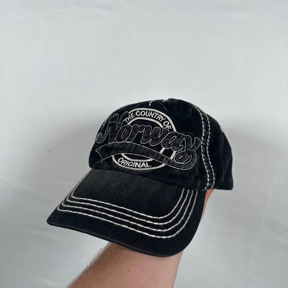 Robin Ruth Norway Embroidered Contrast Stitch Hat Adjustable